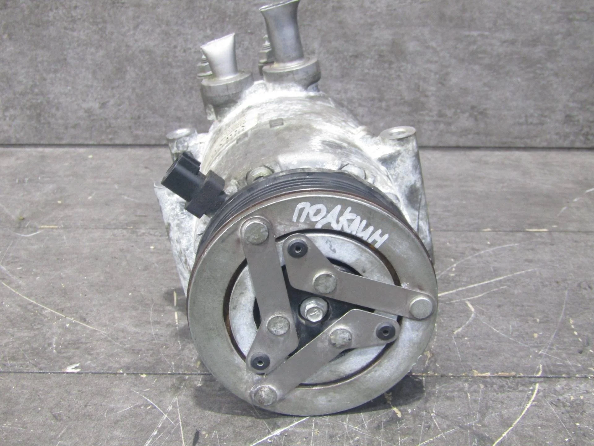 компрессор кондиционера Volvo S60 2