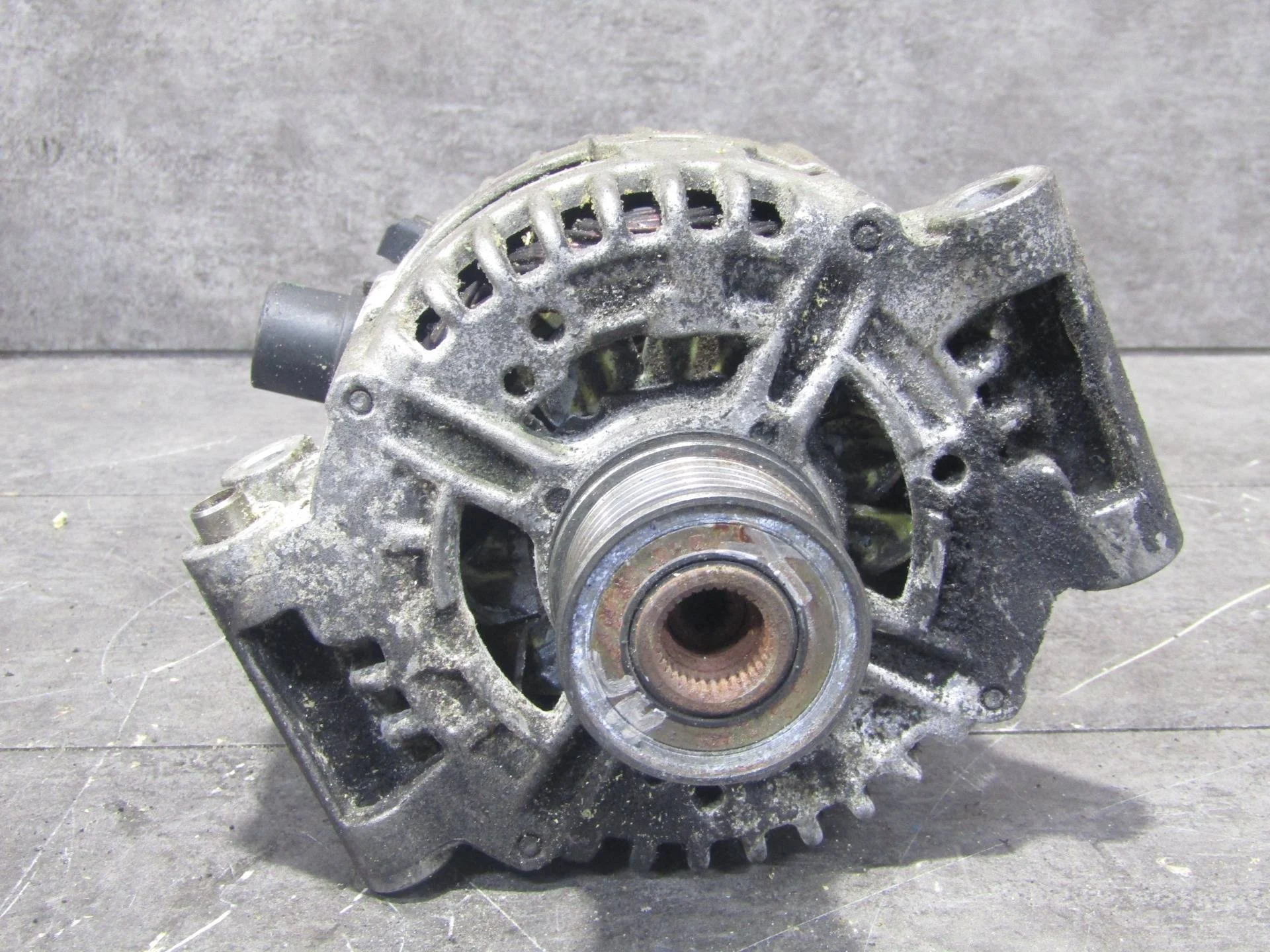 генератор Peugeot 308 T7