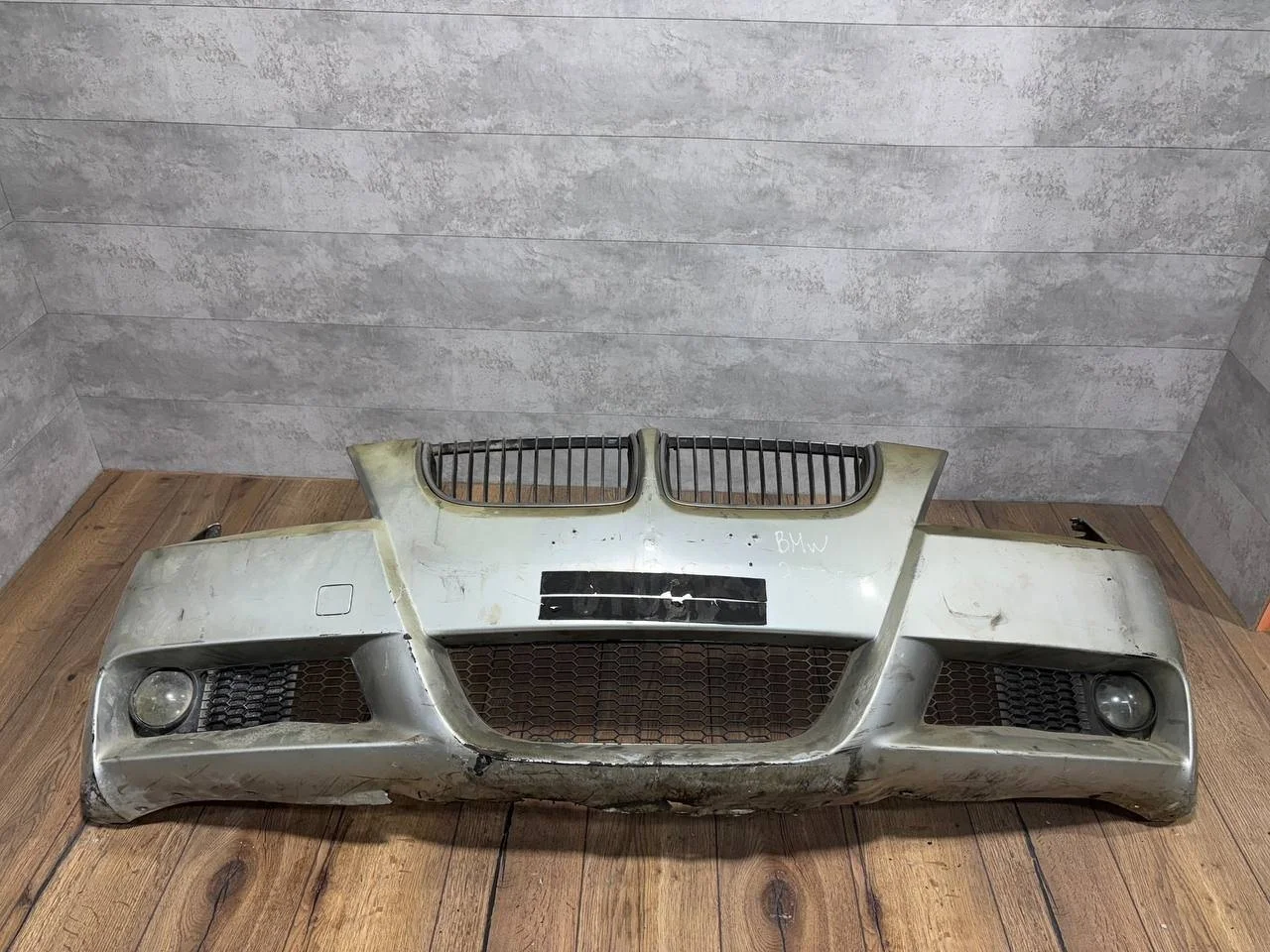 бампер передний BMW 3 E90/E91/E92/E93 E90 Серебро