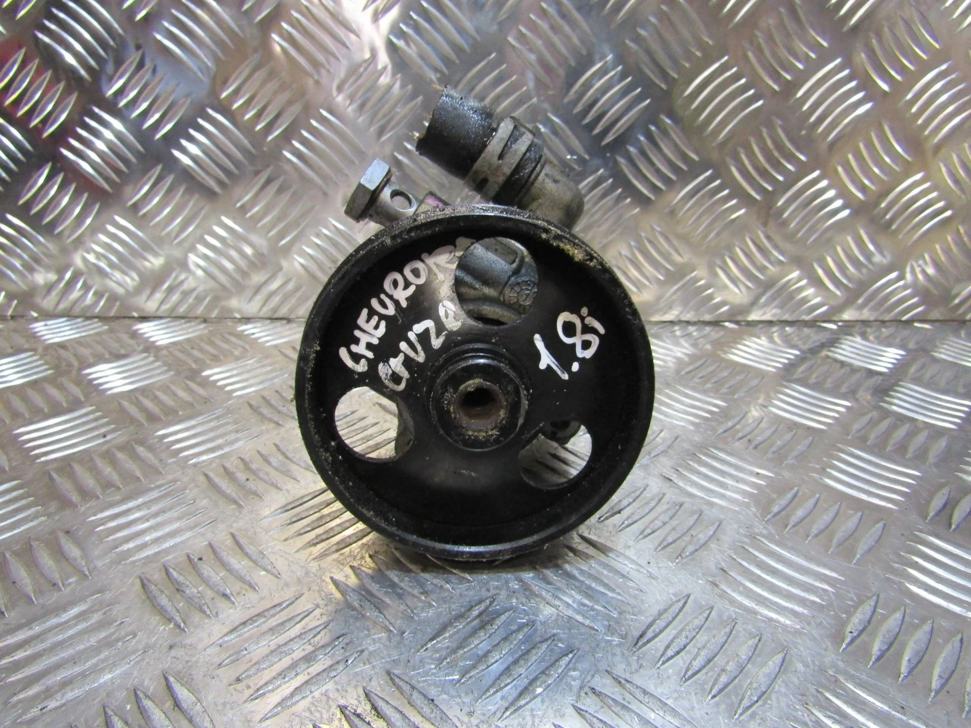 насос гидроусилителя руля Chevrolet Cruze J300