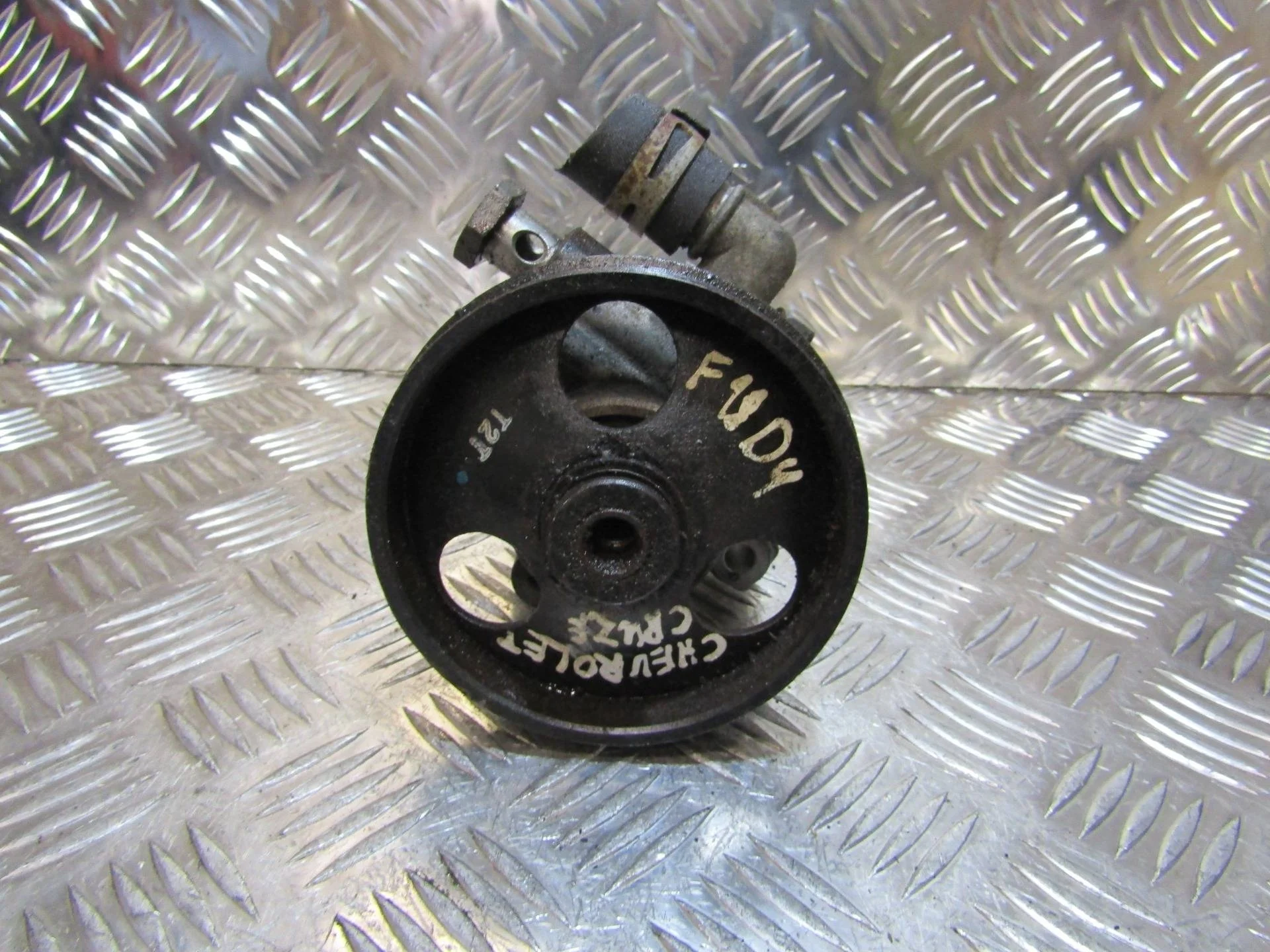 насос гидроусилителя руля Chevrolet Cruze J300