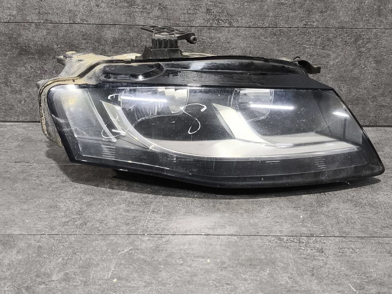 фара правая Audi A4 B8/8K