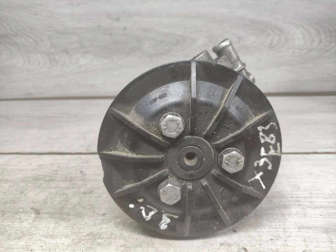 насос гидроусилителя руля BMW X3 E83