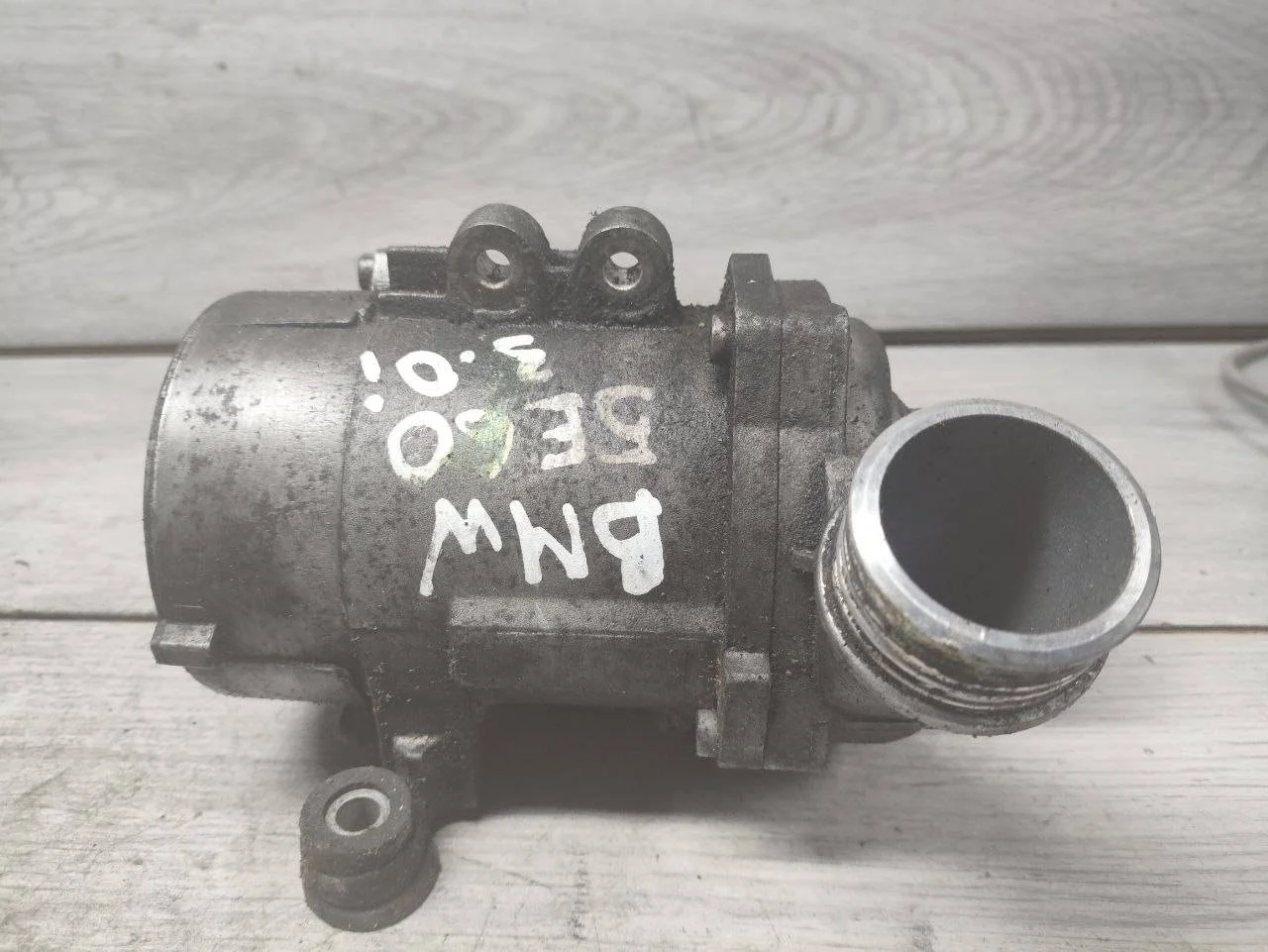 водяная помпа BMW 3 E90/E91/E92/E93
