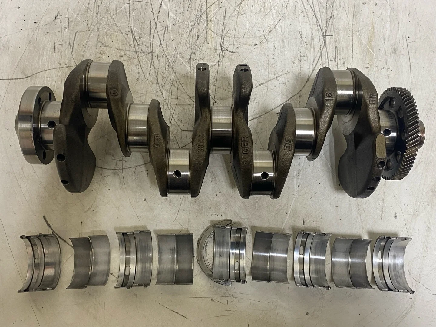 коленвал Volkswagen Passat B6