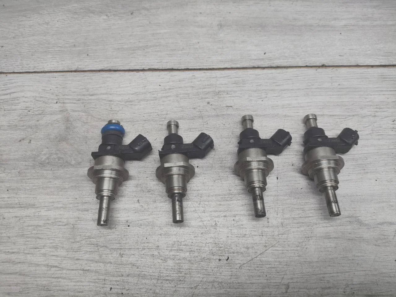 форсунка топливная Mazda CX-7