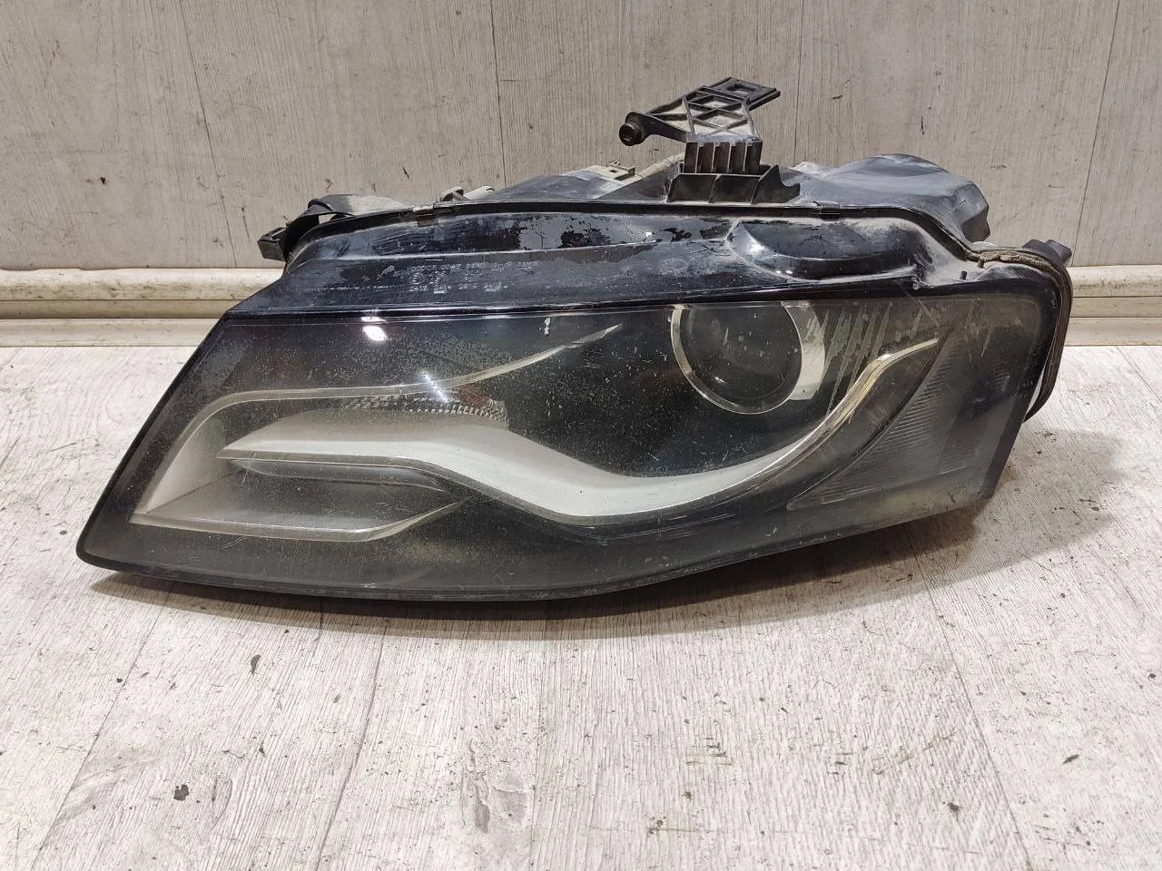 фара левая Audi A4 B8/8K