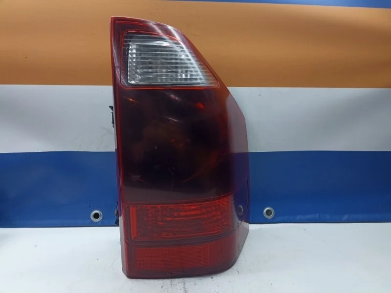 Фонарь Mitsubishi Pajero 2005 MN133766 V78W 4M41, задний правый