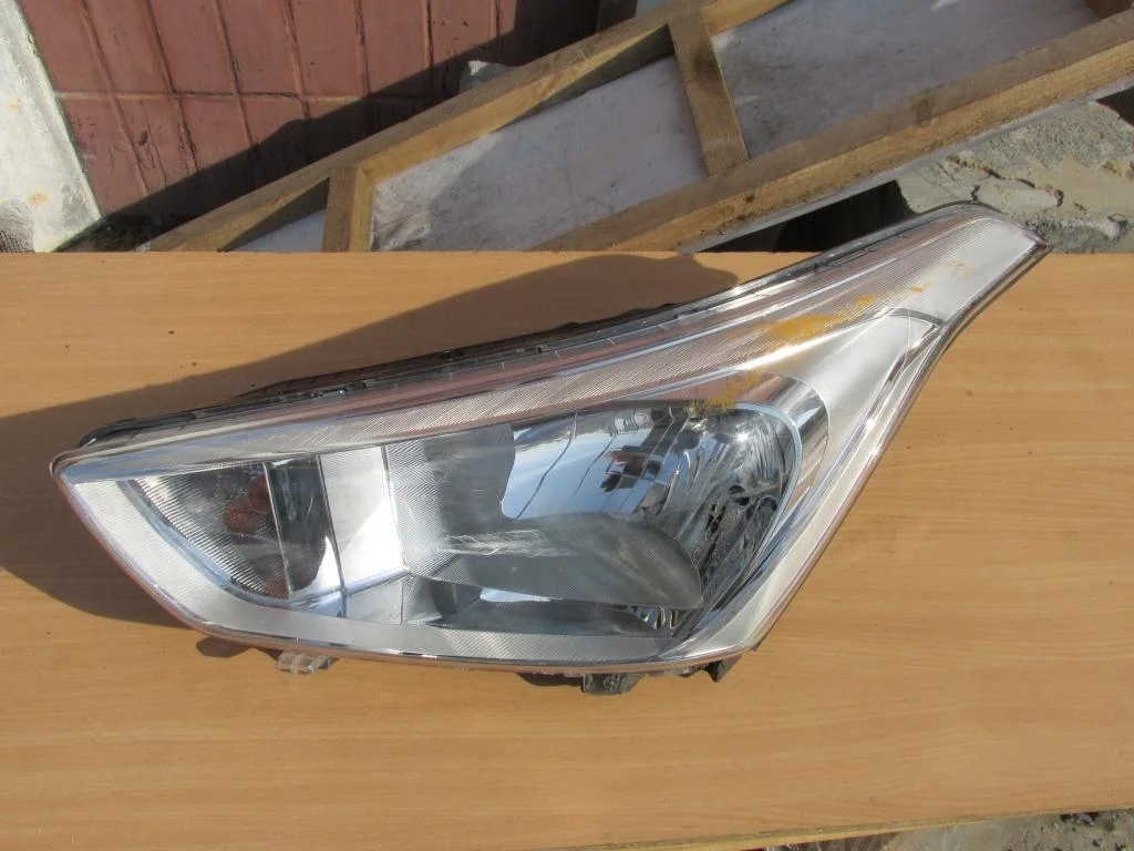 фара Hyundai Creta I (2016—2020) Hyundai Creta