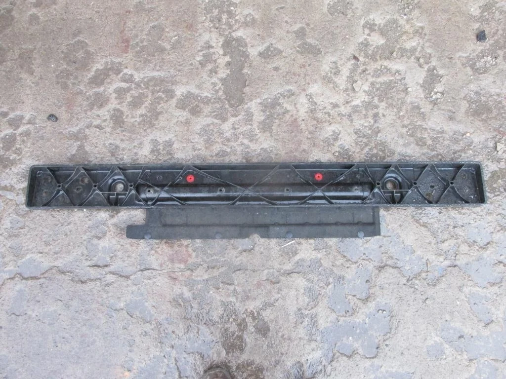 балка подрадиаторная Land Rover Range Rover Evoque I (2011—2015) Land Rover Range Rover Evoque