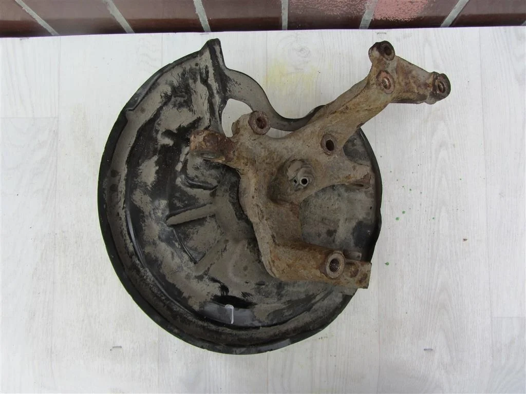 кулак поворотный Skoda Superb II рестайлинг (2013—2015) Skoda Superb