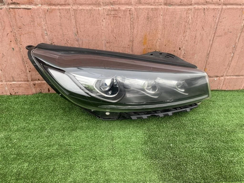 фара Kia Sorento Prime III рестайлинг (2017—2020) Kia Sorento Prime