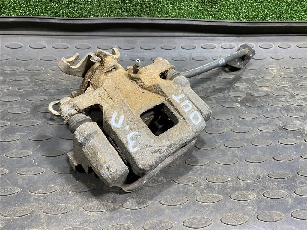 суппорт Mitsubishi  Outlander III рестайлинг 2 (2015—2018) Mitsubishi Outlander