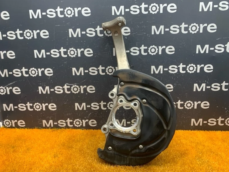 Кулак поворотный Audi Q7 2015 4M0407560 4M CYR, передний правый