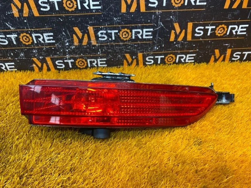 Фонарь в бампер Volkswagen Touareg 2013 7P6945702F 7P CGRA, правый