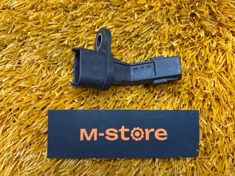 Датчик положения коленвала Mercedes-Benz C-Class 2014 A2709050600 W205 274.920