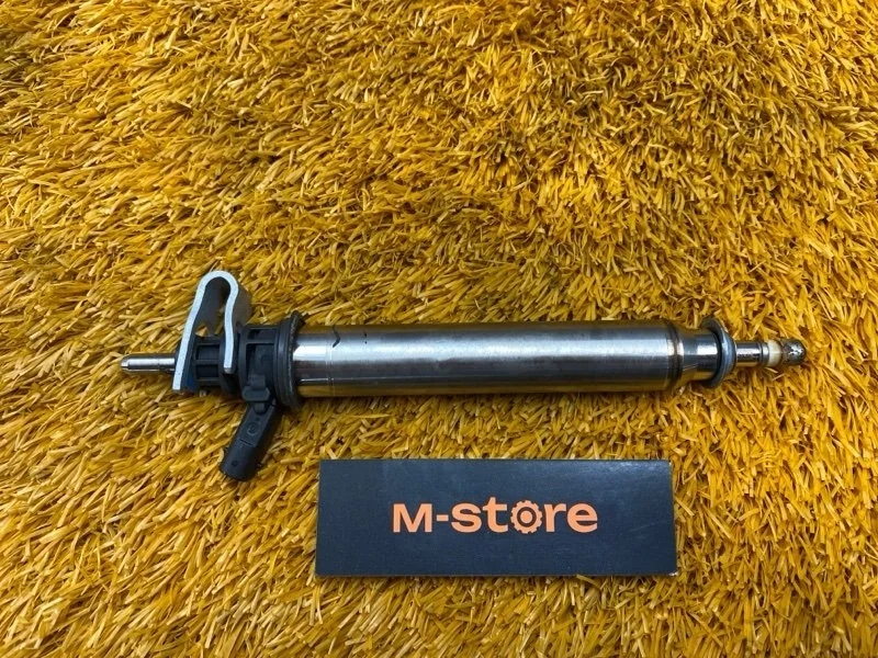 Форсунка топливная Mercedes-Benz C-Class 2014 A2780700687 W205 274.920