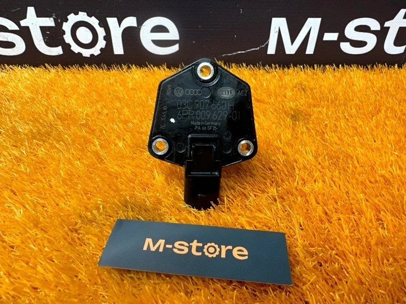 Датчик уровня масла Audi A5 2010 03C907660H 8T CDN