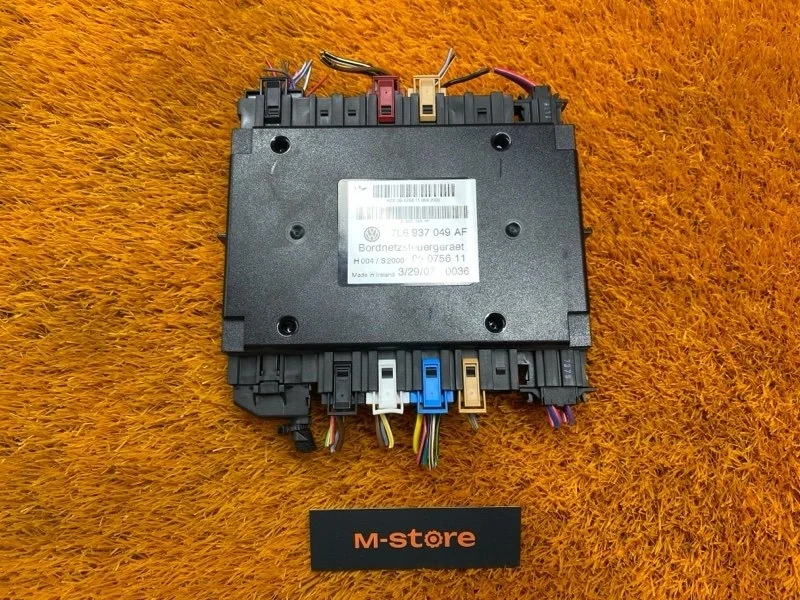 Блок комфорта Volkswagen Touareg 2007 7L6937049AF 7L BHK