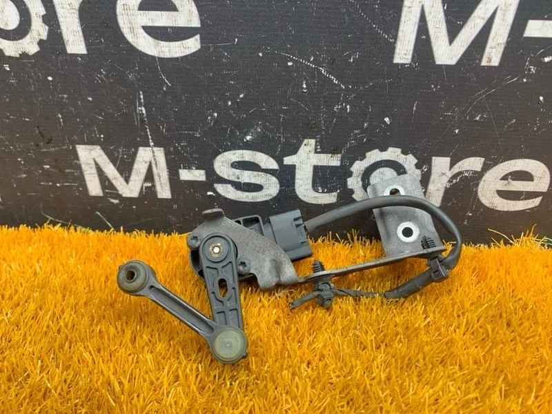 Датчик высоты дорожного просвета Mercedes-Benz Gla-Class 2014 A2463201089 X156 270.920, задний