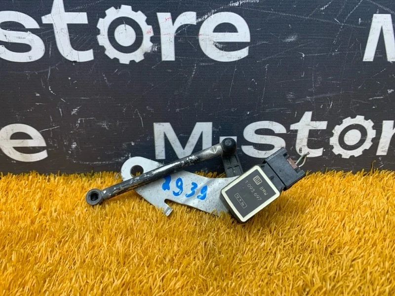 Датчик высоты дорожного просвета Bmw 5-Series 2006 1093697 E60 N52B25A, задний правый