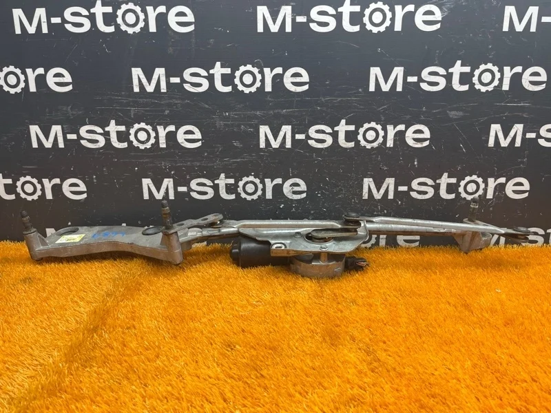 Мотор стеклоочистителя Mercedes-Benz Gl-Class 2007 A1648202442 X164 273.923, передний