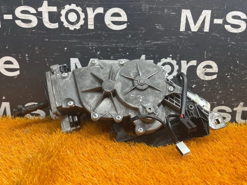 Привод крышки багажника Mercedes-Benz Glk-Class 2010 A2048203042 X204 272.948