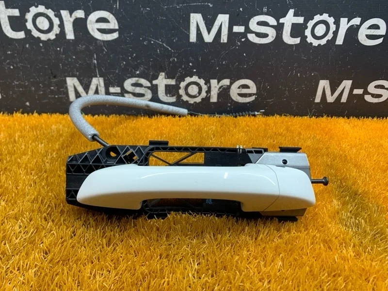 Ручка двери внешняя Volkswagen Sharan 2011 1K8837206F 7N CAV, передняя правая