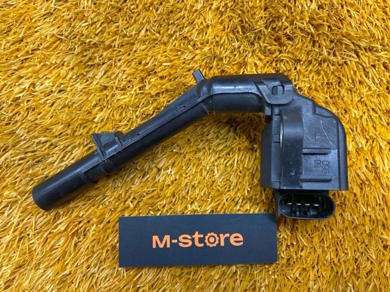 Катушка зажигания Mercedes-Benz C-Class 2014 A2749061400 W205 274.920