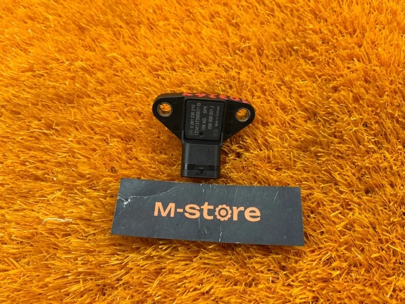 Датчик абсолютного давления Audi Q7 2012 038906051J 4LB CJT