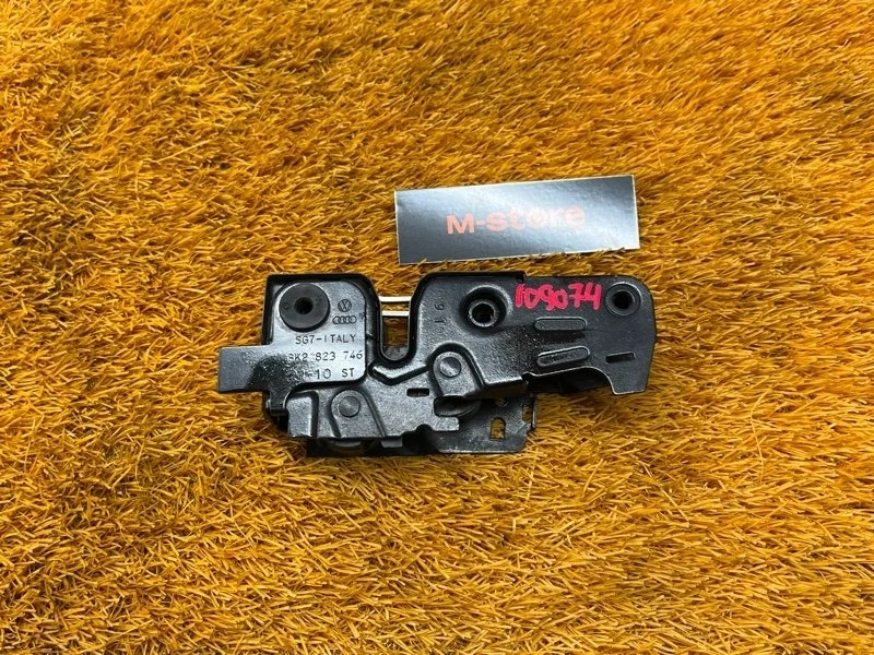 Замок капота Audi A5 2010 8K0823509A 8T CDN