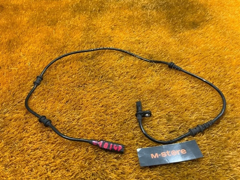 Датчик ABS Mercedes-Benz GLA-Class 2014 A2465402510 X156 270.920, передний правый