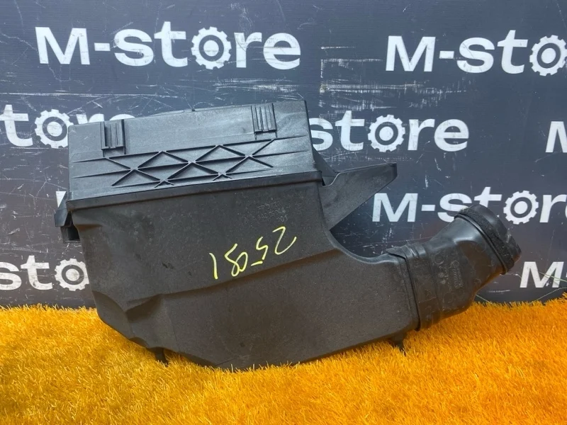 Корпус воздушного фильтра Mercedes-Benz M-Class 2012 A6420904401 W166 642.826, правый