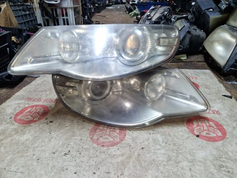 Комплект адаптивных фар Volkswagen Touareg 2008 7LA