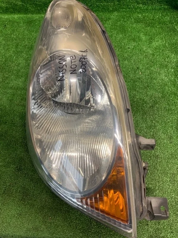 Фара правая Nissan Note