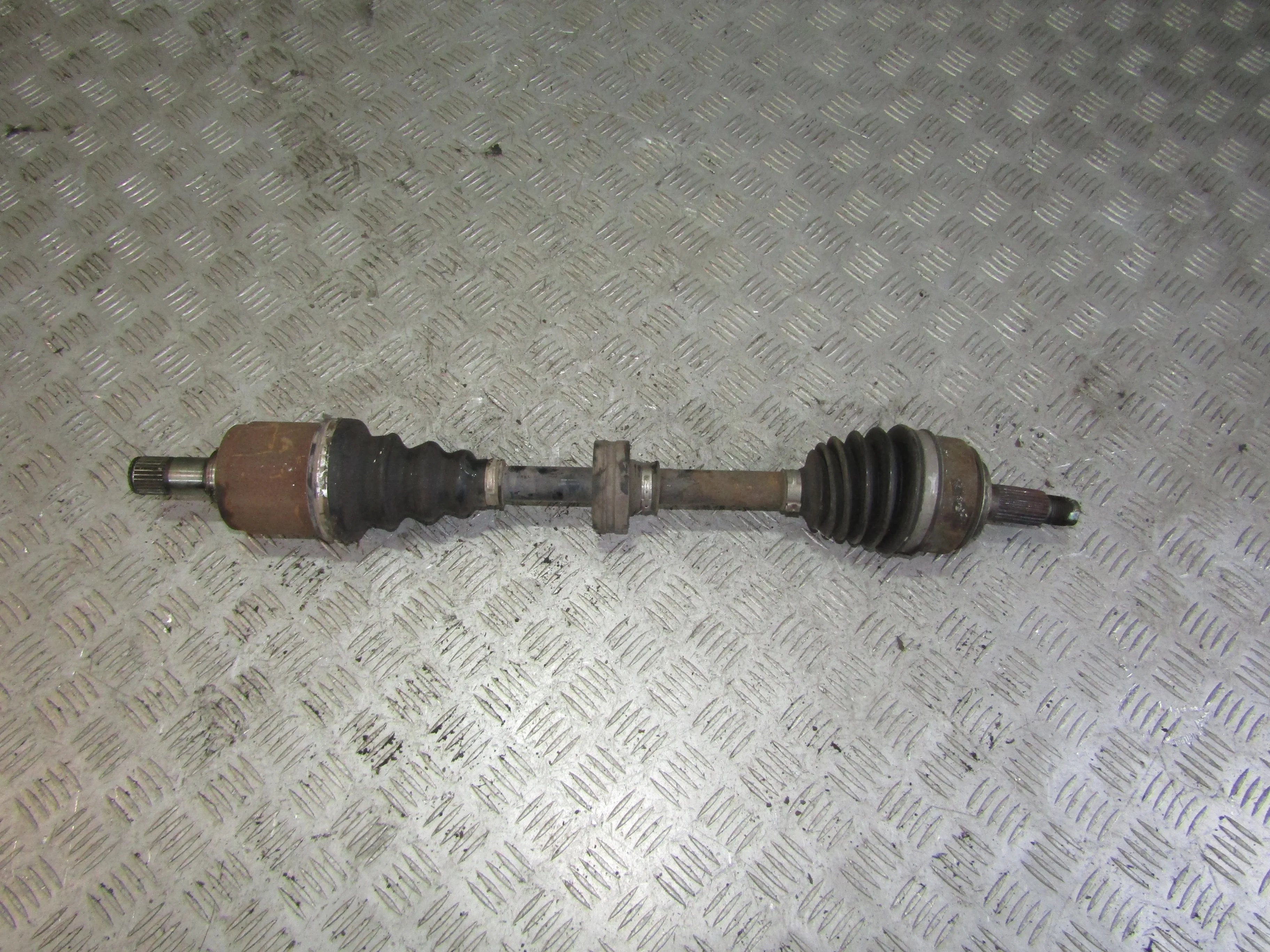 Полуось передняя левая (Привод) HONDA Civic VIII