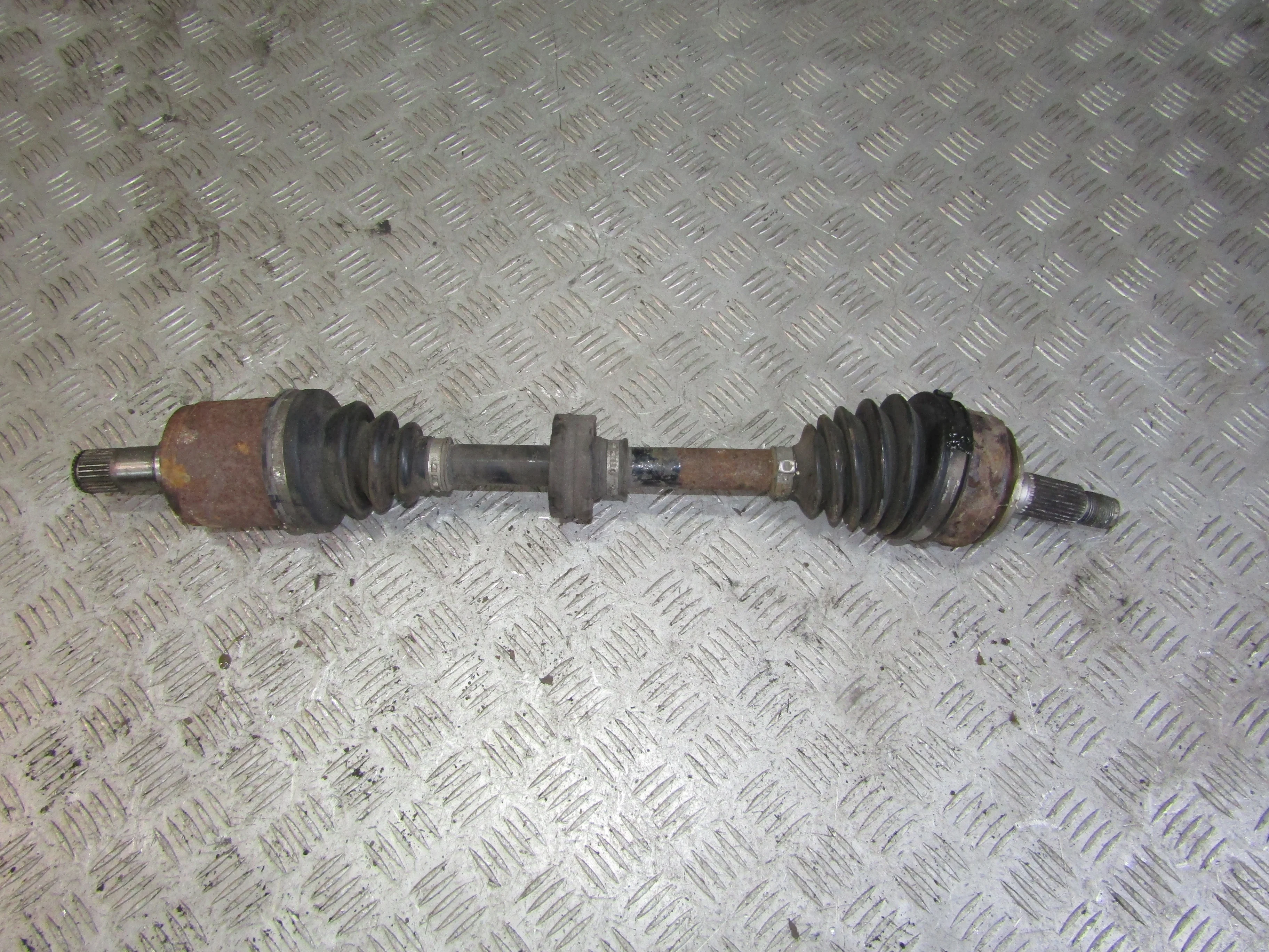 Полуось передняя левая (Привод) HONDA Civic VIII