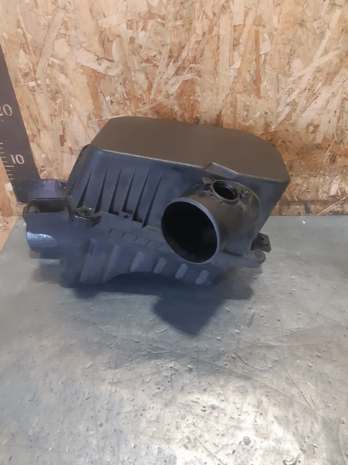 Корпус воздушного фильтра Opel Antara I рестайлинг (2010—2017) 2012