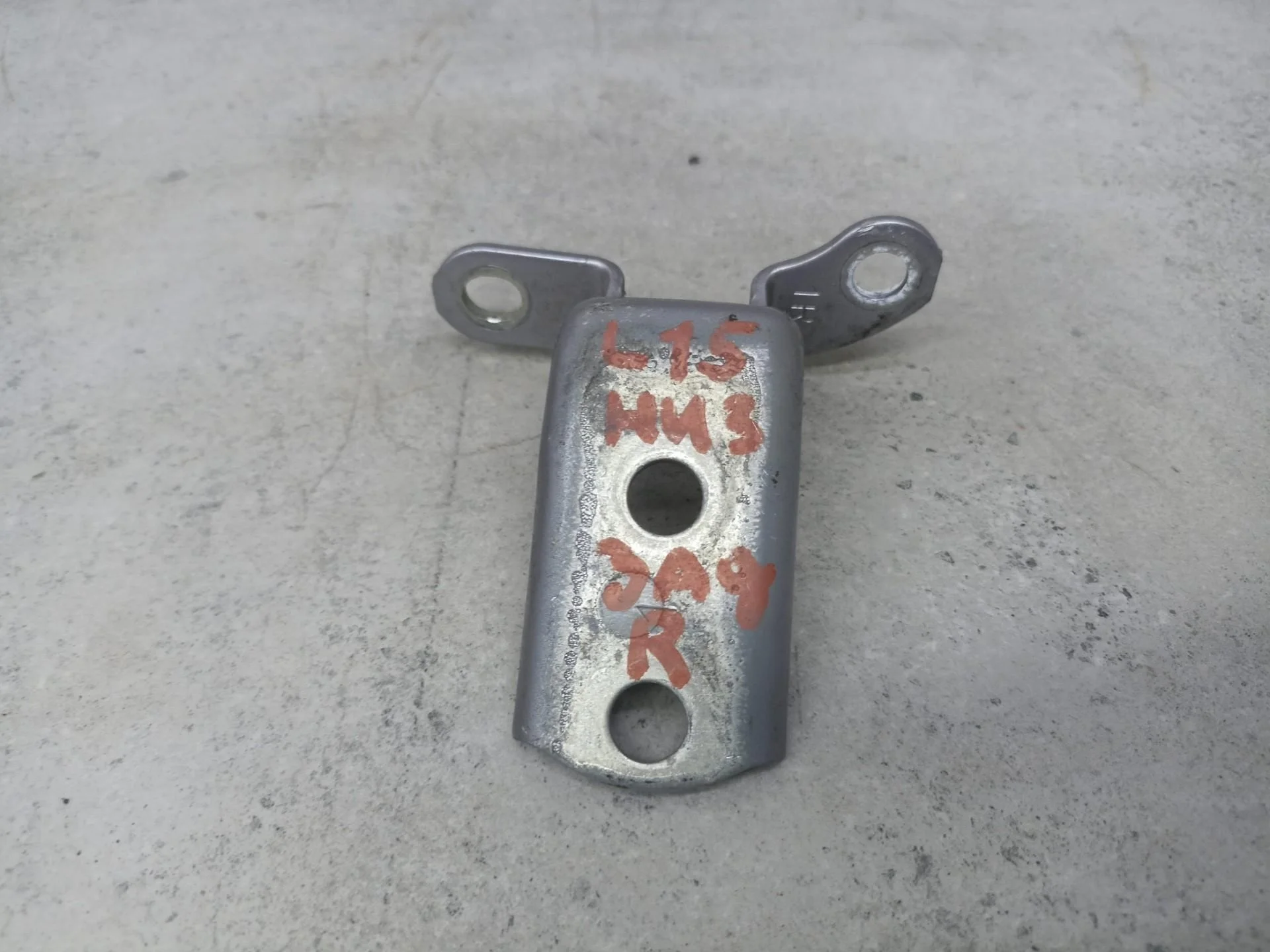 Петля двери задней правой Toyota C-HR AX10