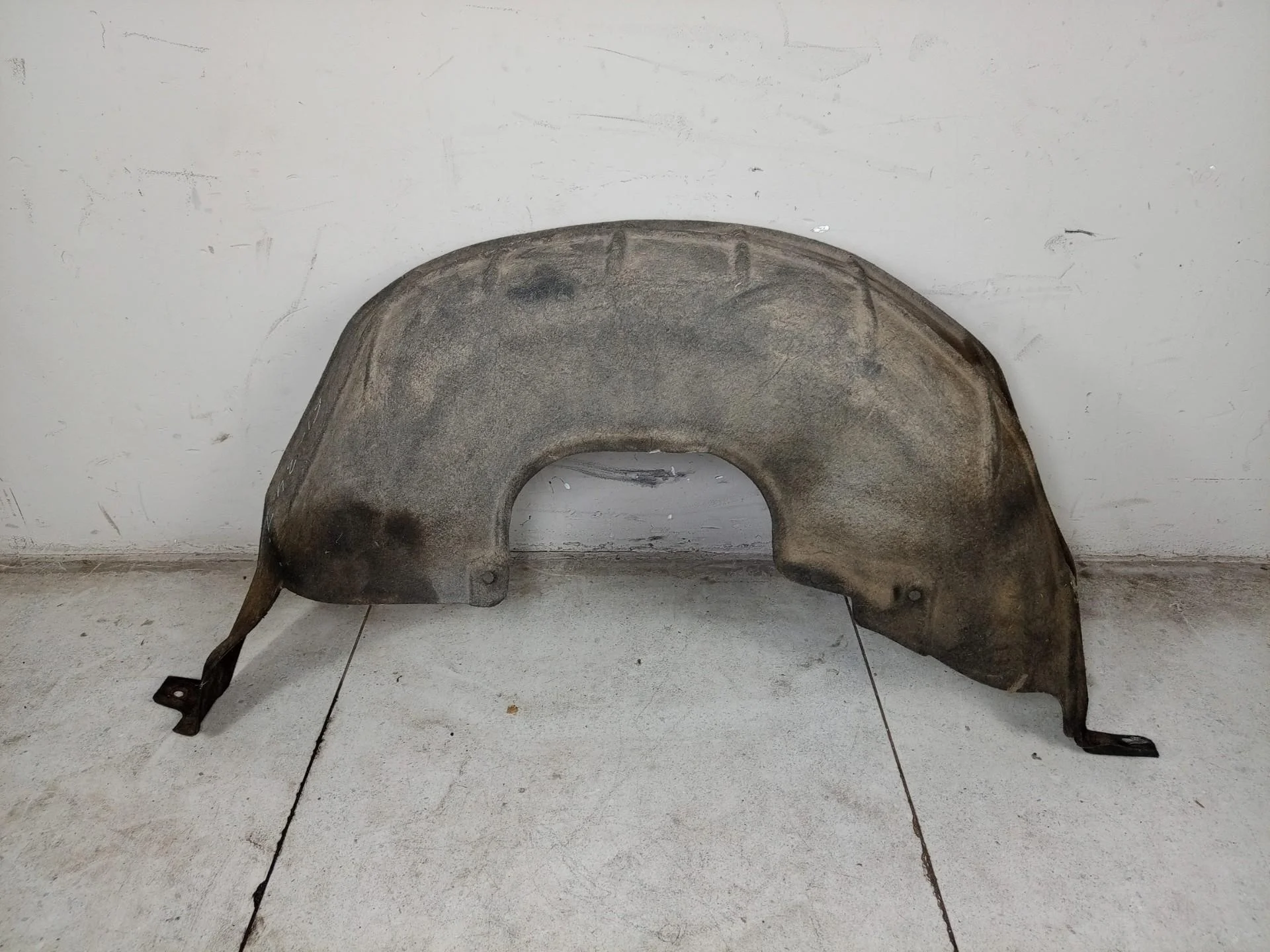 Подкрылок задний левый Renault Koleos 76749JY00A