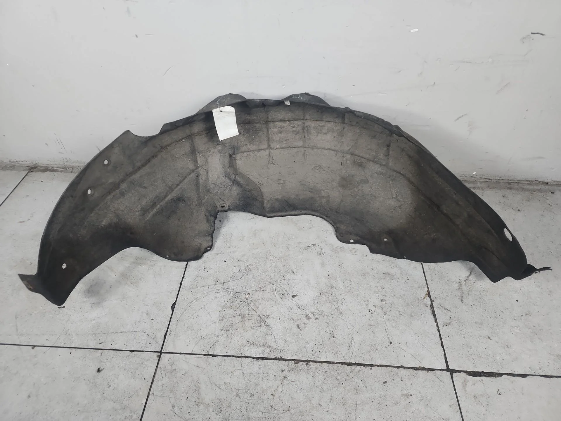 Подкрылок задний правый Renault Koleos 76748JY00A