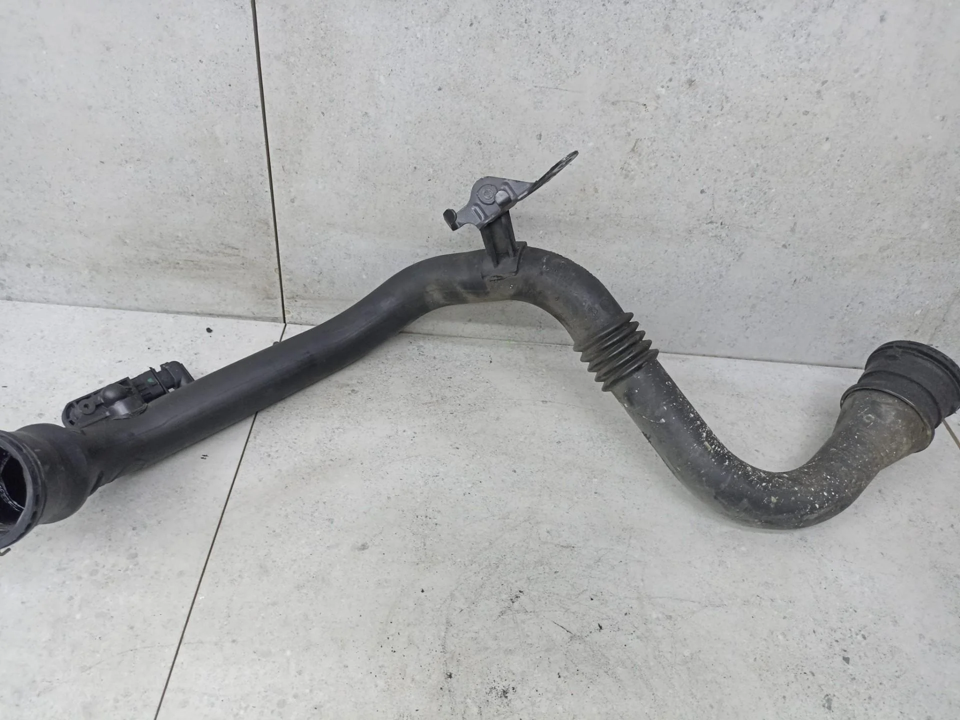 Патрубок интеркулера Renault Megane 3 2012