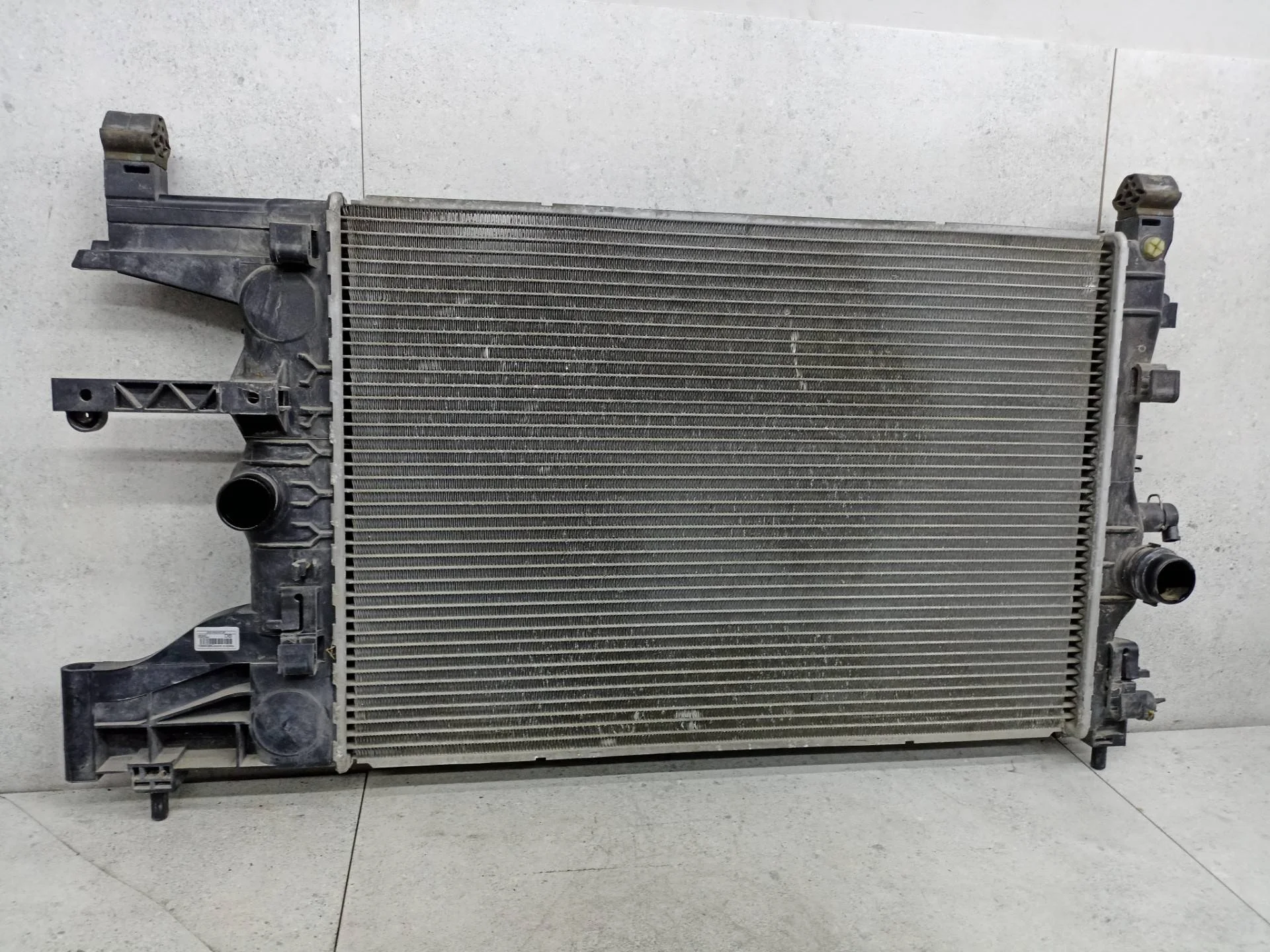 Радиатор основной Chevrolet Cruze 2011 52422262