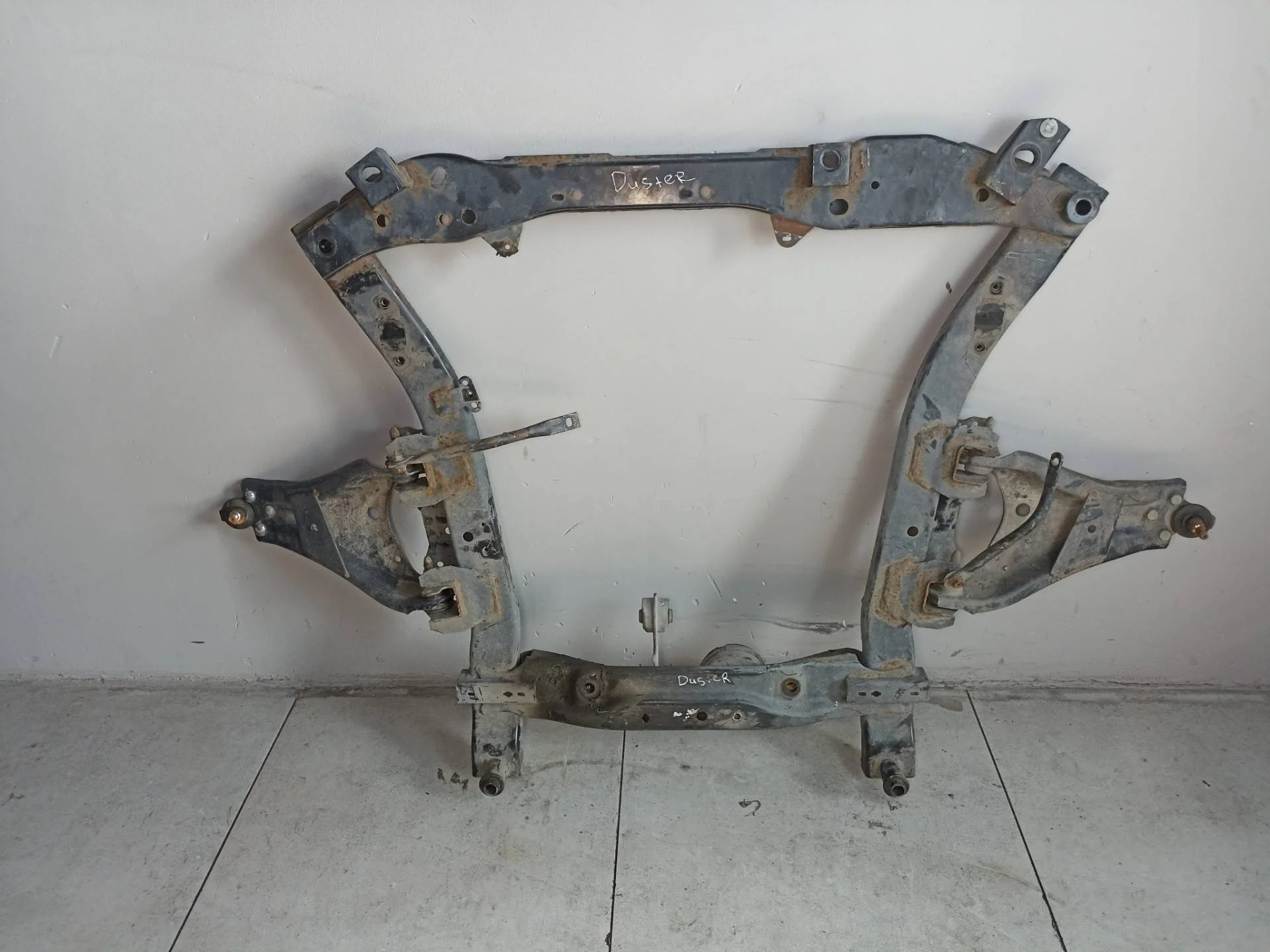 Передняя балка (подрамник) Renault Duster 2 2021