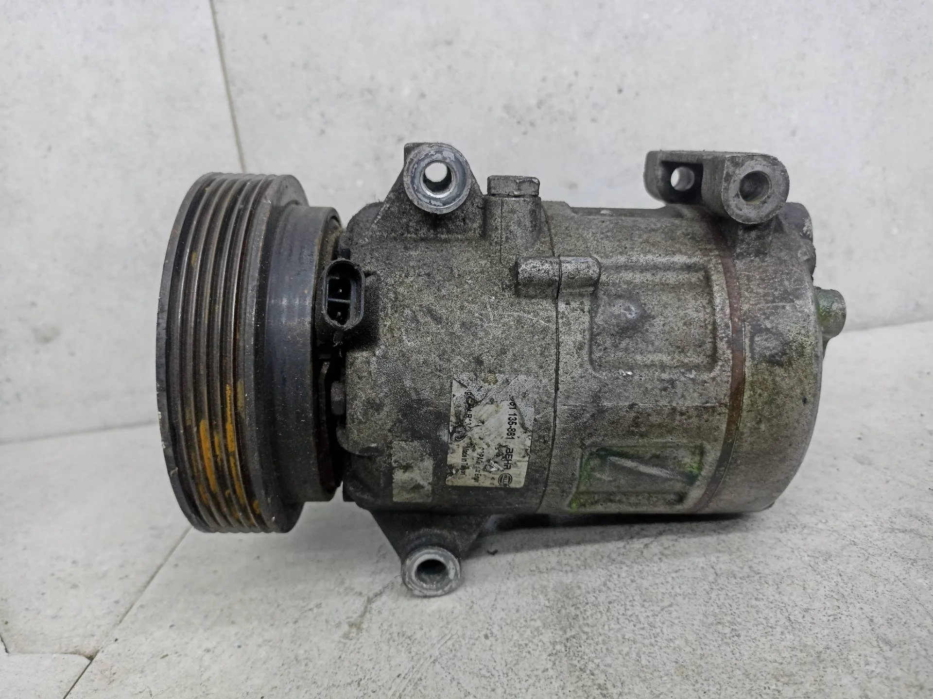 Компрессор кондиционера Renault Scenic 2 рест.