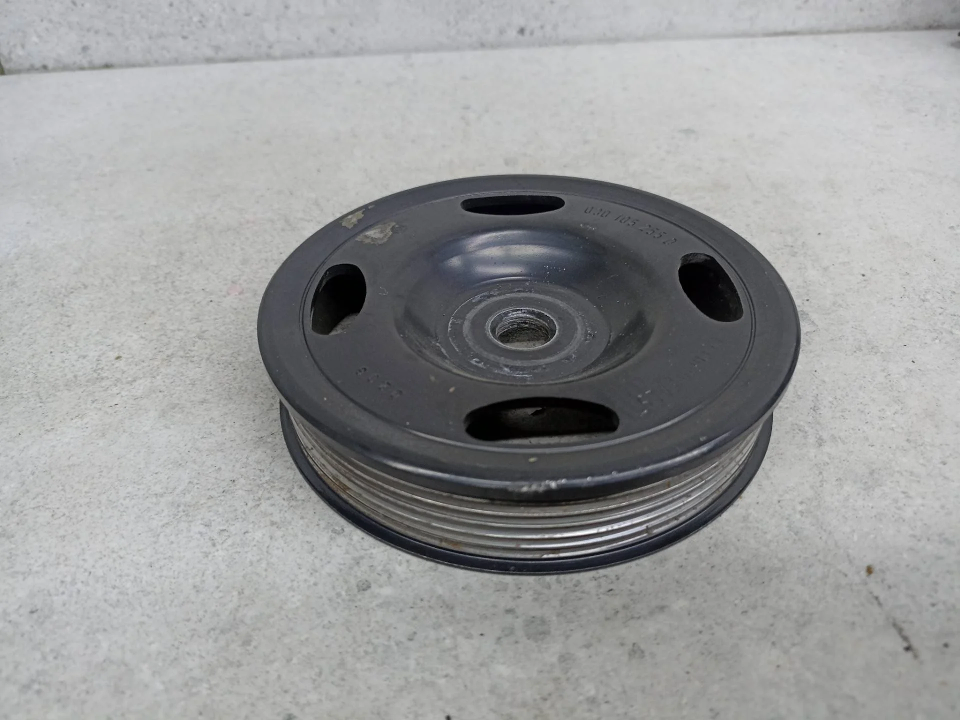 Шкив коленвала Volkswagen Golf 5 2009 03D105255D