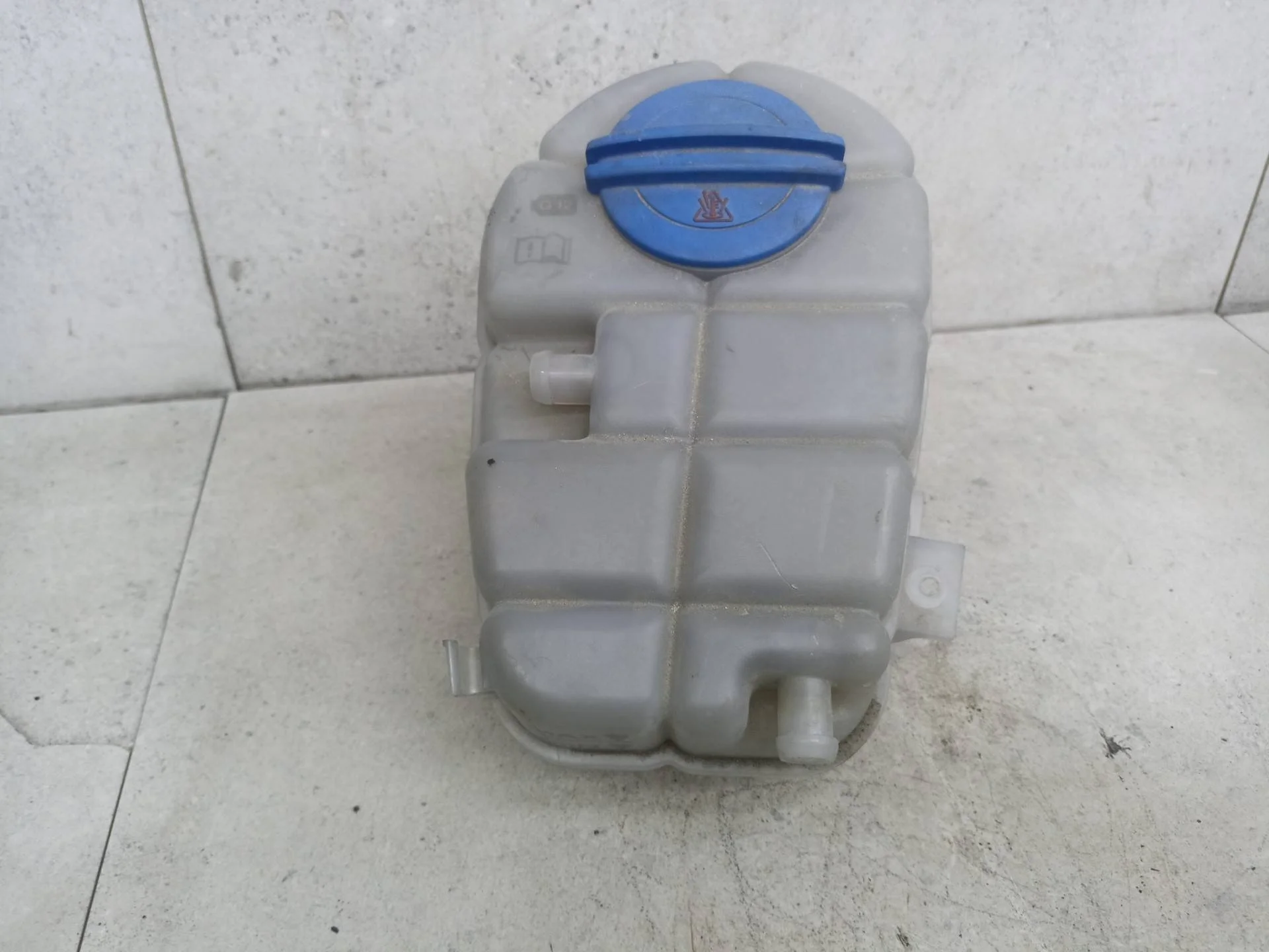 Бачок расширительный Audi A6 C7 2012 4G0121403G