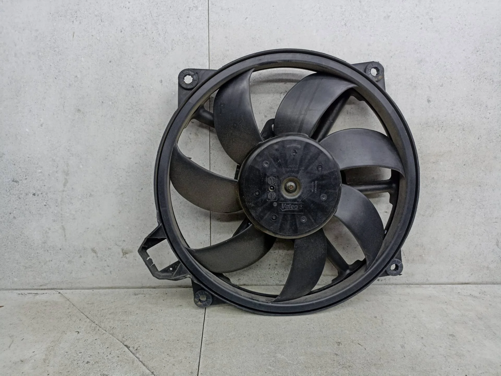 Вентилятор охлаждения Renault Megane 3 2012