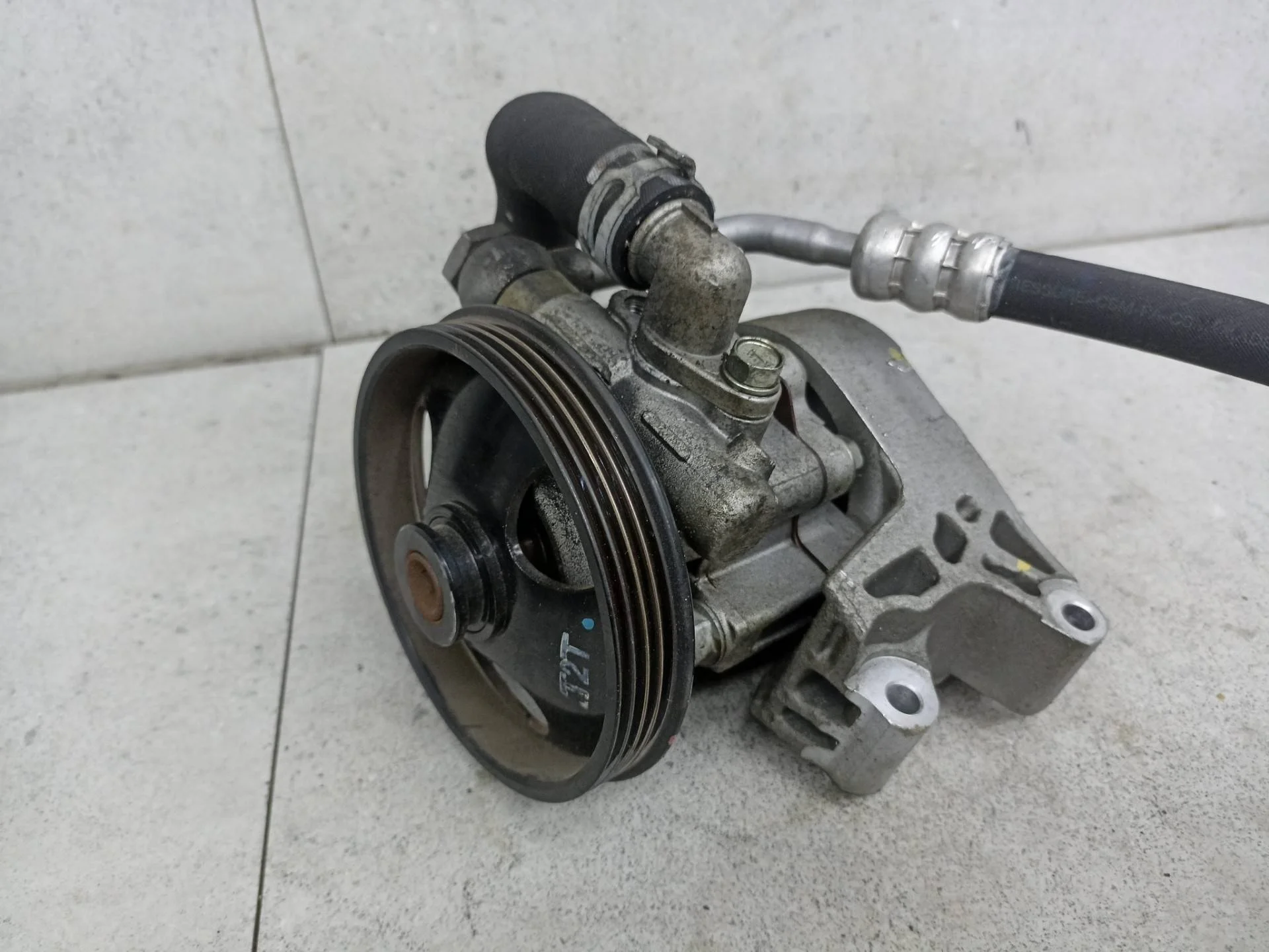 Насос гидроусилителя руля Chevrolet Cruze 2011