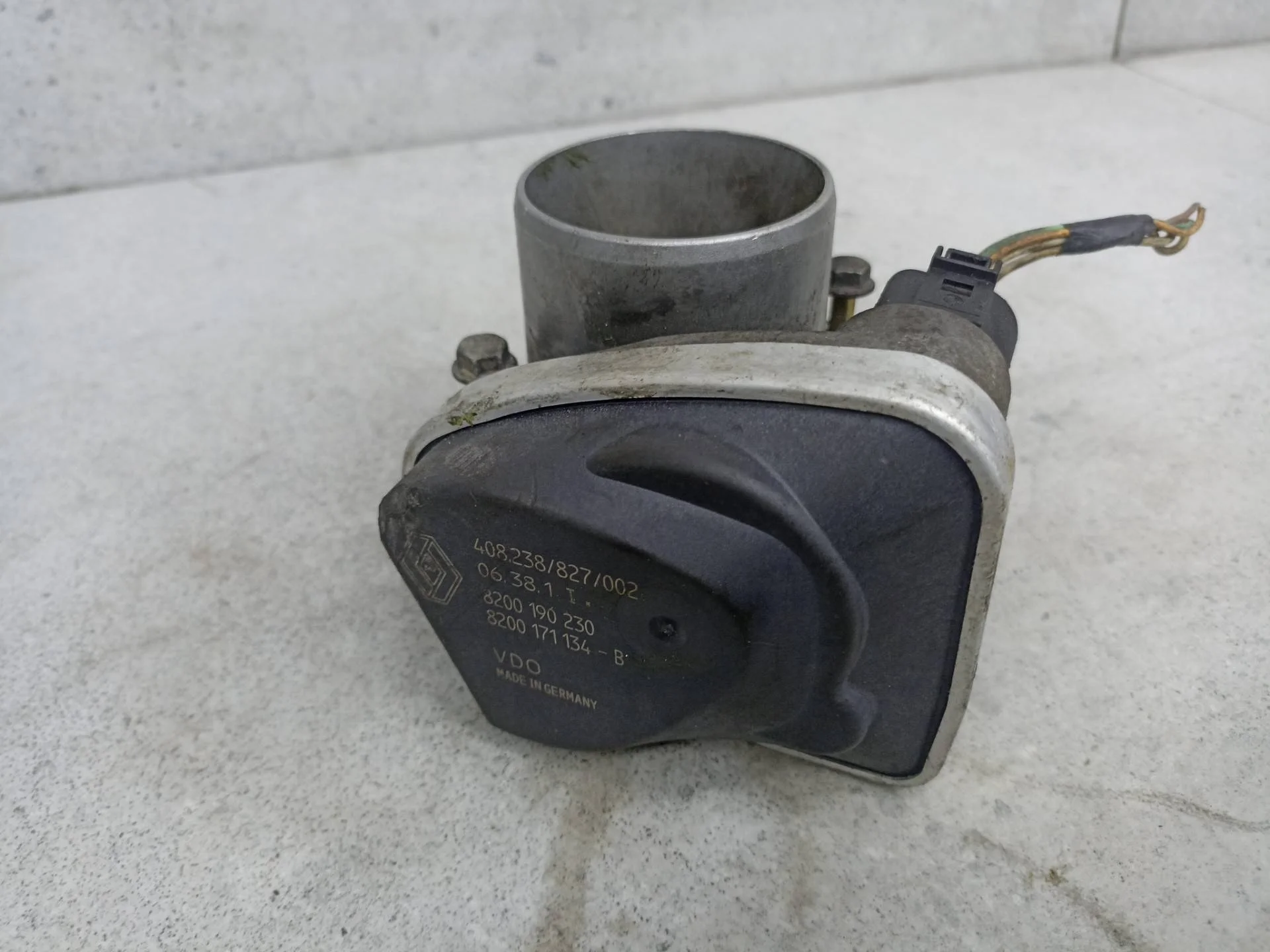 Дроссельная заслонка Renault Scenic 2 рест. 2009